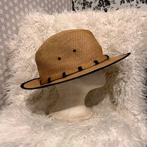Sustainably made Brim-Fedora hat